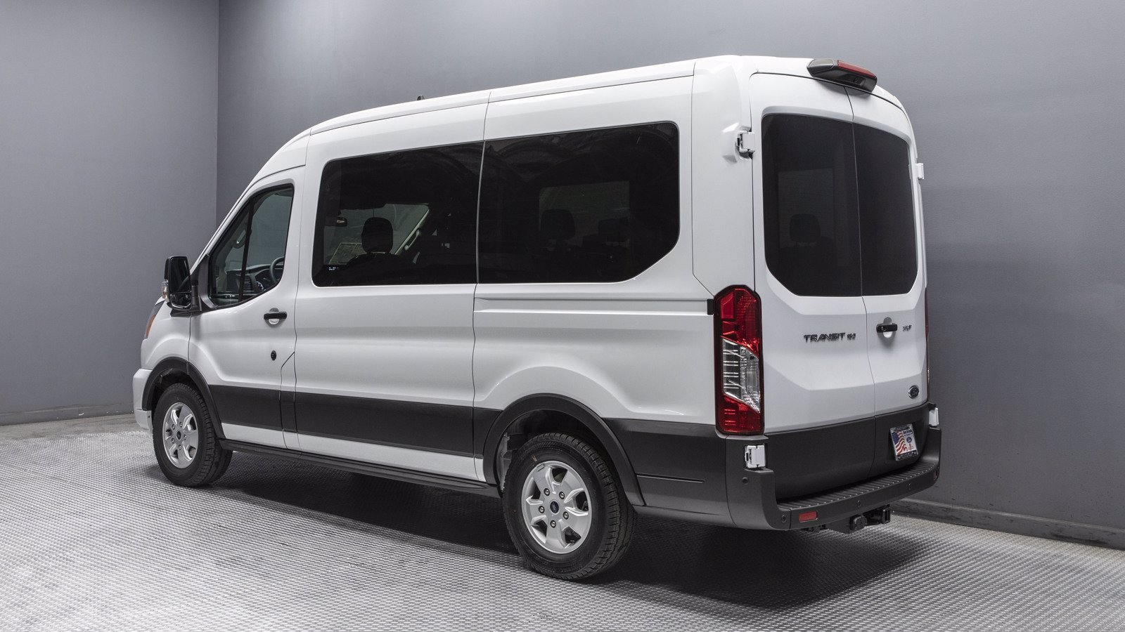 New 2020 Ford Transit Passenger Wagon XL Fullsize Passenger Van in