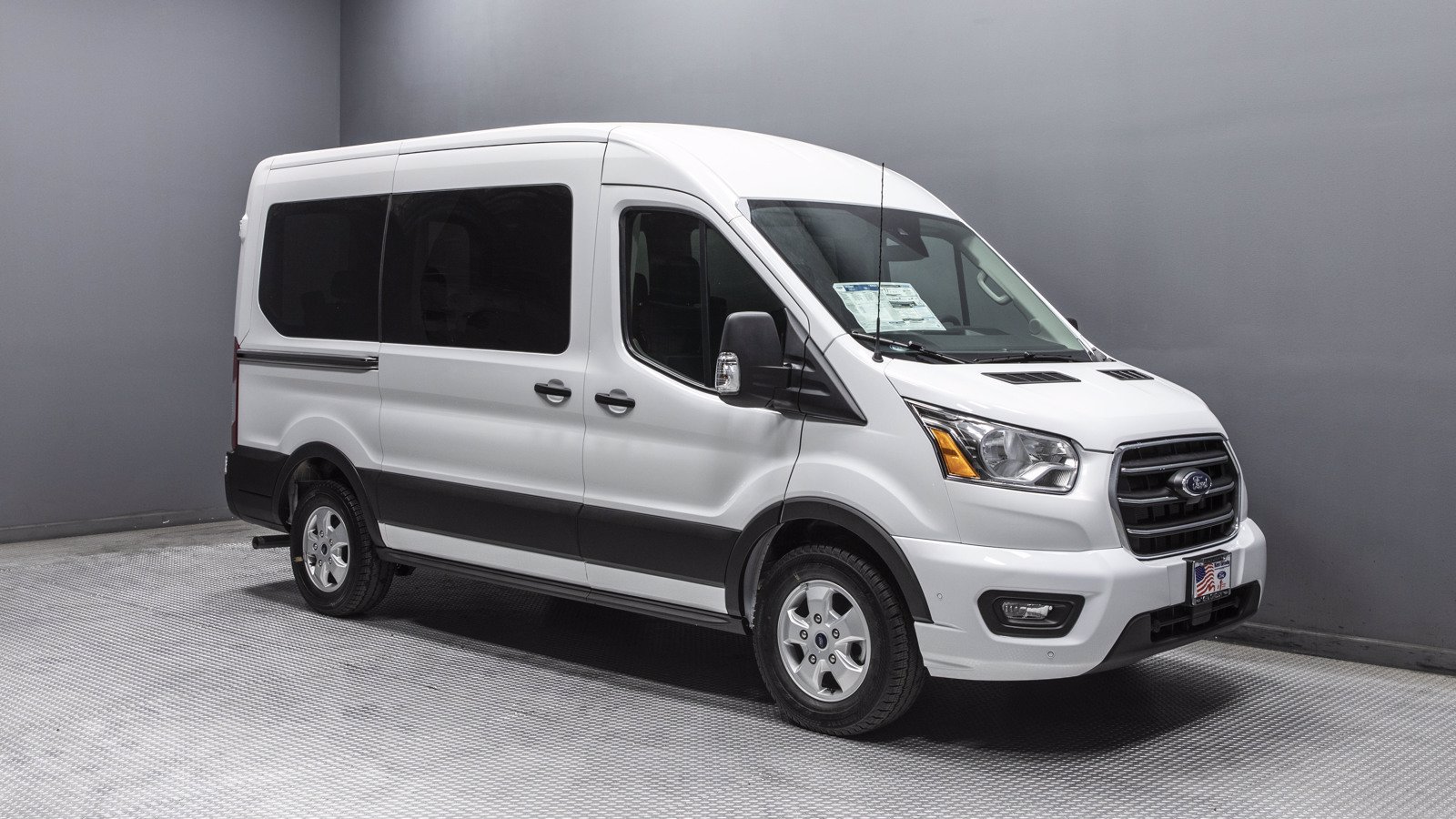 New 2020 Ford Transit Passenger Wagon XL Fullsize Passenger Van in