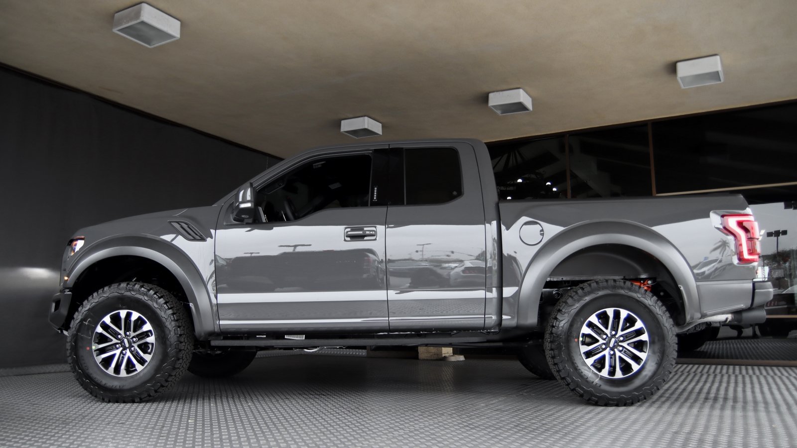 New 2020 Ford F-150 Raptor Extended Cab Pickup in Buena Park #01765