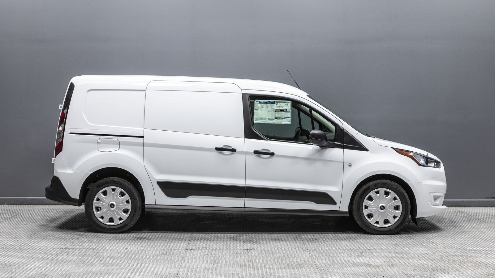 New 2019 Ford Transit Connect Van XLT Mini-van, Cargo in Buena Park